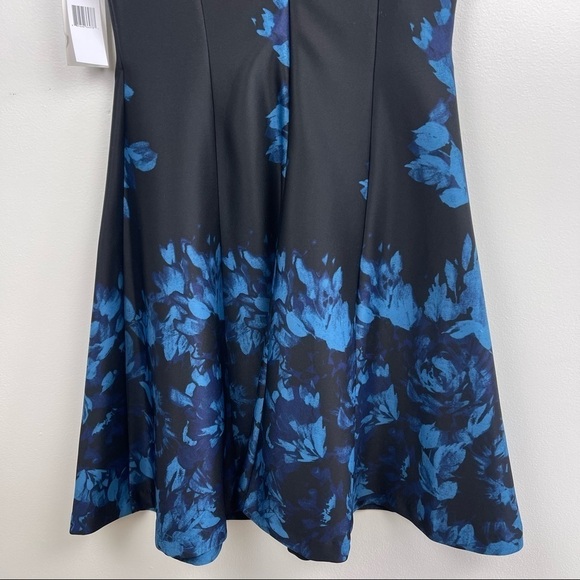 Julia Jordan V-Neck Cap Sleeve A-Line Fit & Flare Floral Print Scuba Dress 10 - Picture 10 of 12